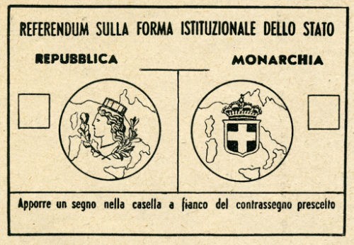 Scheda del referendum 2 giugno 1946 a sinistra il simbolo della repubblica e a destra quello della monarchia