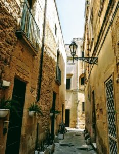 Lecce in Vico dei Penzini, al civico 6