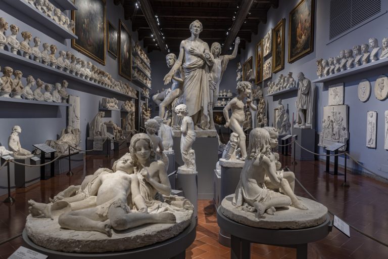 Galleria dell'Accademia di Firenze - Gipsoteca in una foto di Guido Cozzi