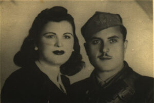 Vincenzo e Fanni ad Atene 1943