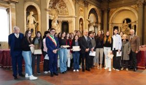 Premiazione della studentessa vincitrice dell'XI Premio Narrativa Giovane della Fondazione Spadolini Nuova Antologia