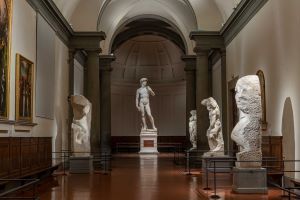 Galleria dell'Accademia di Firenze. Luci sul David
