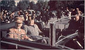 Mussolini e Hitler creano l'ASSE a Berlino nel 1936 25 di ottobre