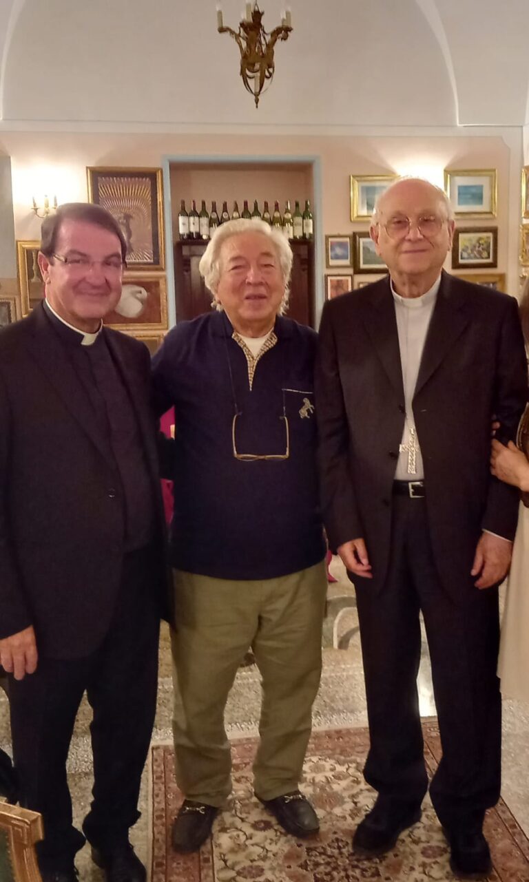 Ugo Fracasso con Don Beniamino e con S.E. il Vescovo di Ugento