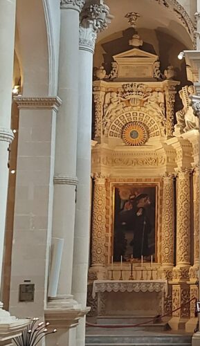 Basilica Santa Croce Lecce Altare San Francesco
