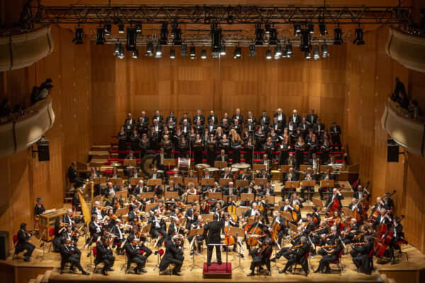Orchestra e coro Teatro Comunale Bologna